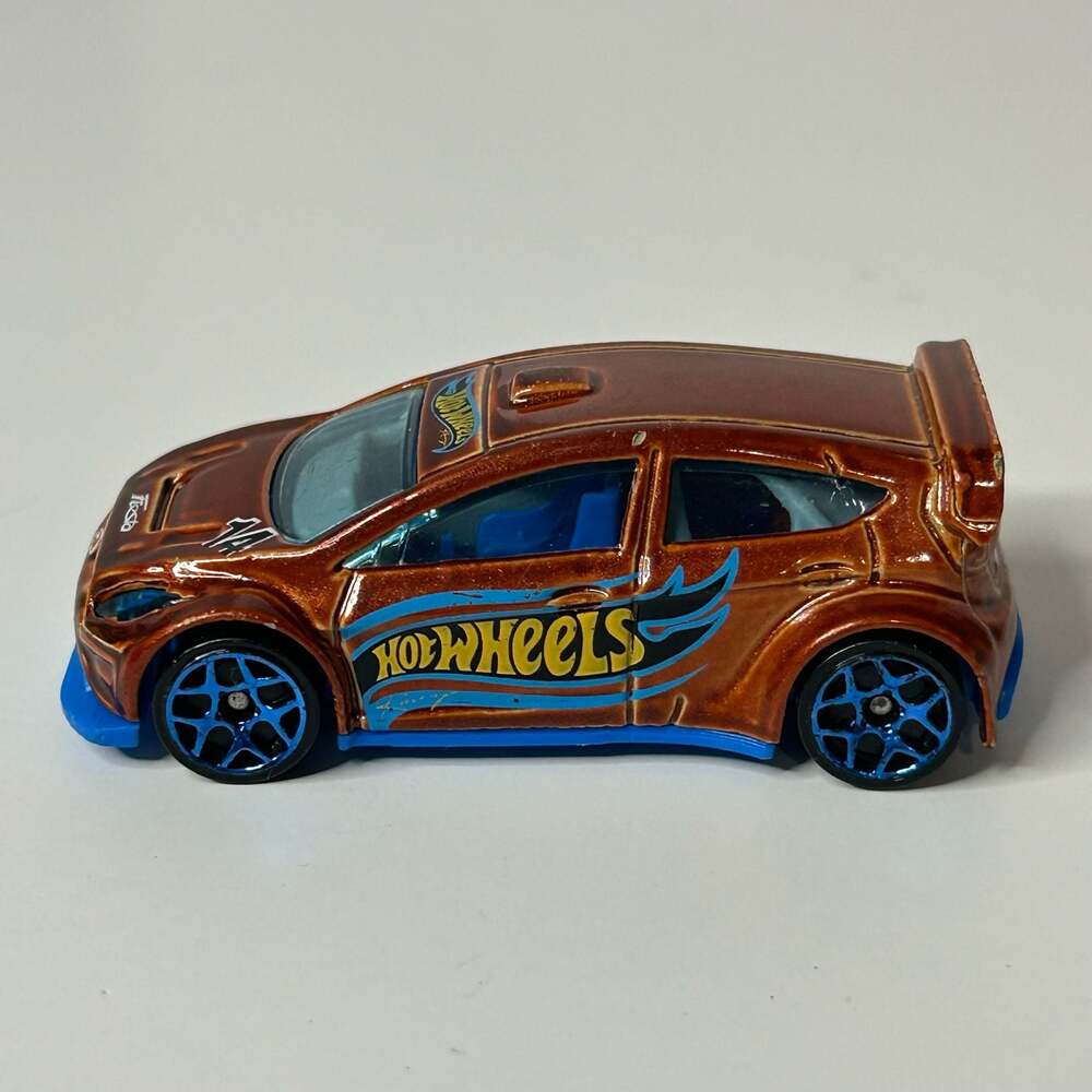 Hot Wheels '12 Ford Fiesta Metallic Copper Multipack Exclusive Diecast Car